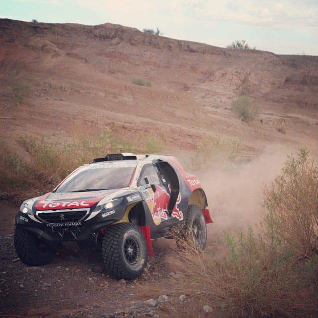 rally dakar car