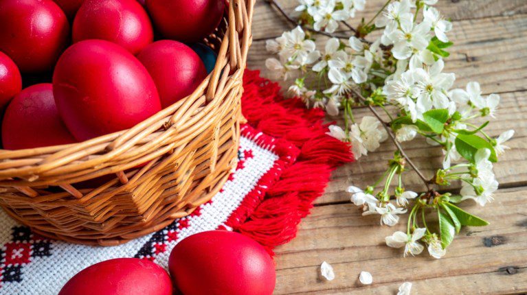 Καλή Ανάσταση & Καλό Πάσχα σε εσάς και τις οικογένειές σας